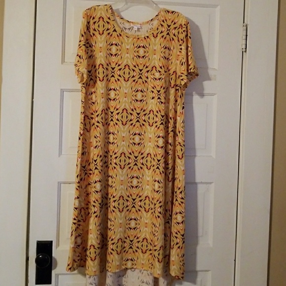 Lularoe Carly XL - Picture 1 of 2